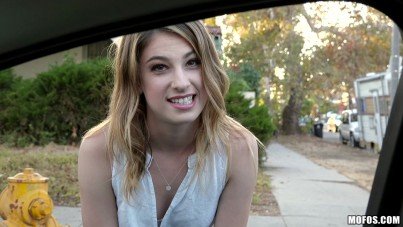 She Just Wants To Get To Hollywood 1