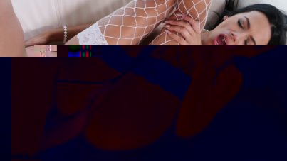 Stretching Shalina'S Ass 4