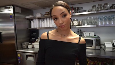 What All Waitresses Love? 5